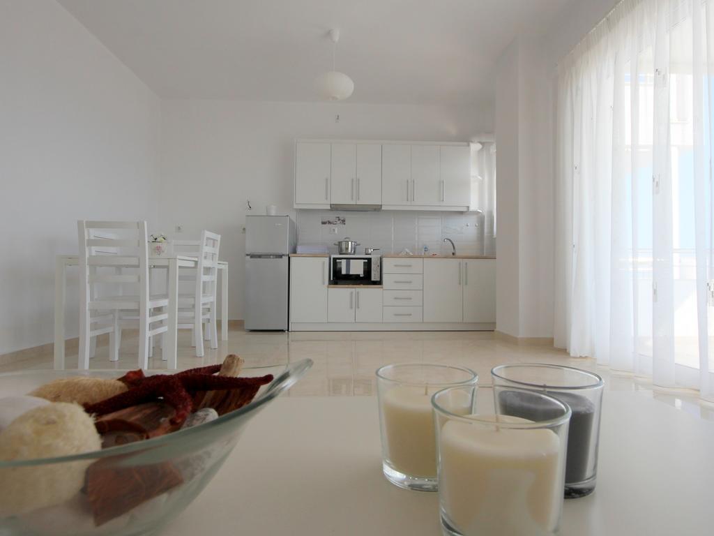 Nefeli Apartments Саранда Экстерьер фото